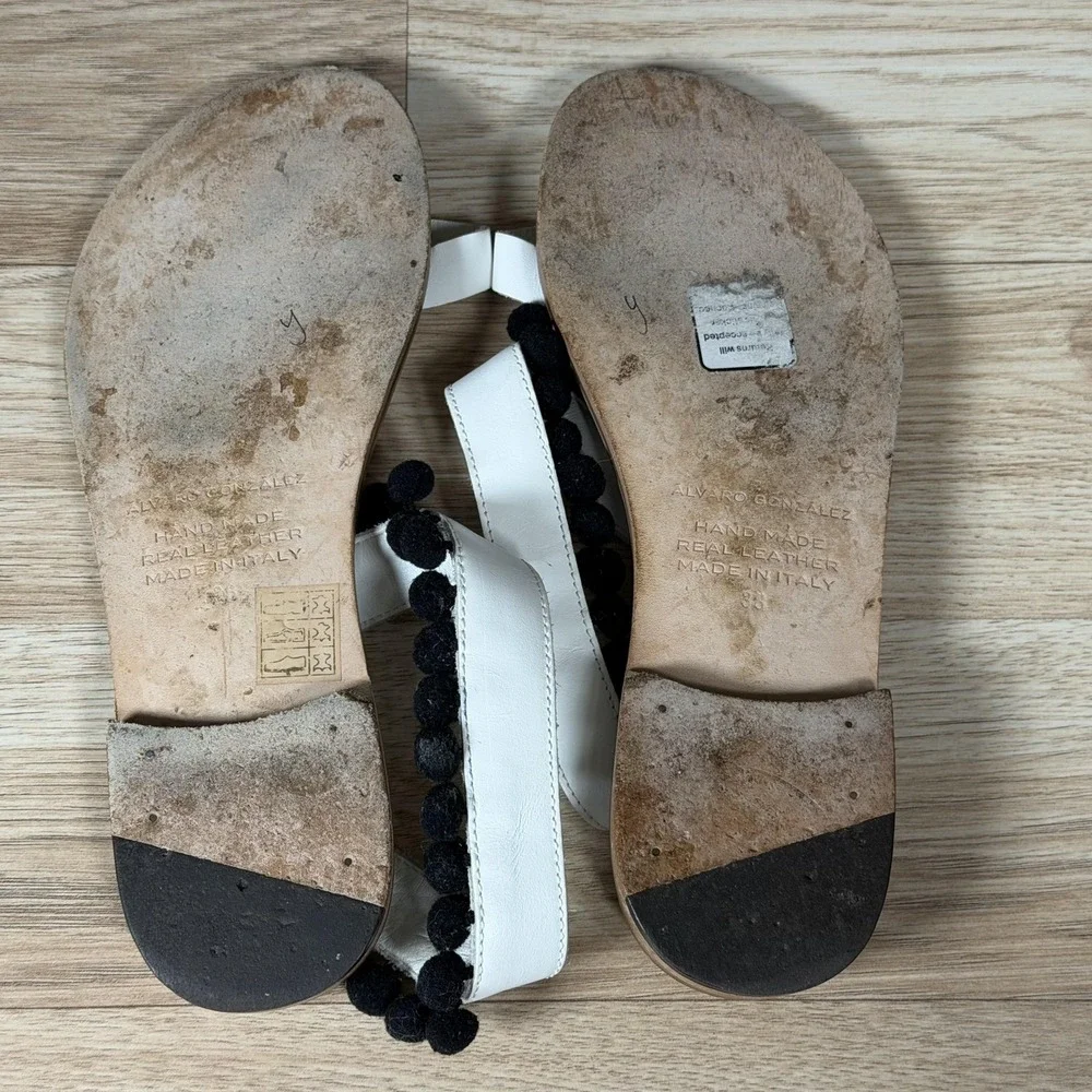 Alvaro Gonzalez Sandals Women 7.5 8 White Black Pom Pom Leather Flat Italy Made